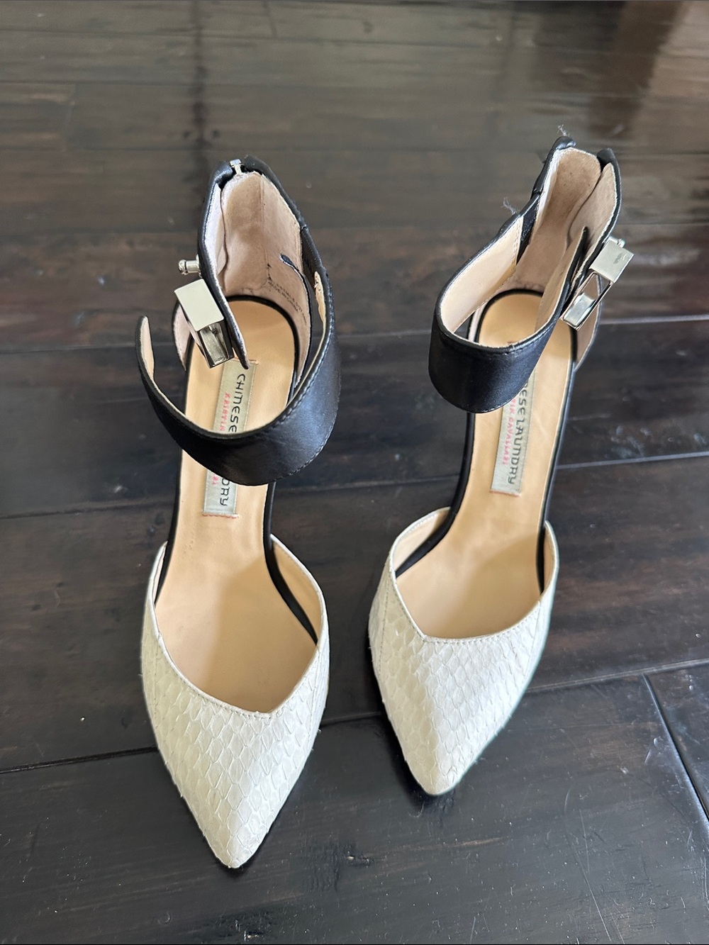 Chinese Laundry X Kristin Cavallari snake Ankle Strap Pumps 6.5 w box